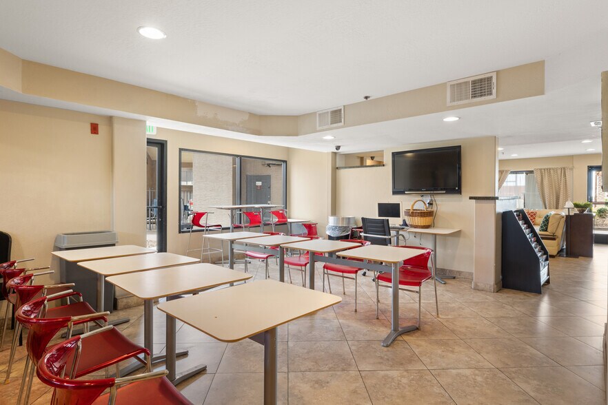 More Photos Of 1701 W Baseline Rd, Tempe Hotel For Sale