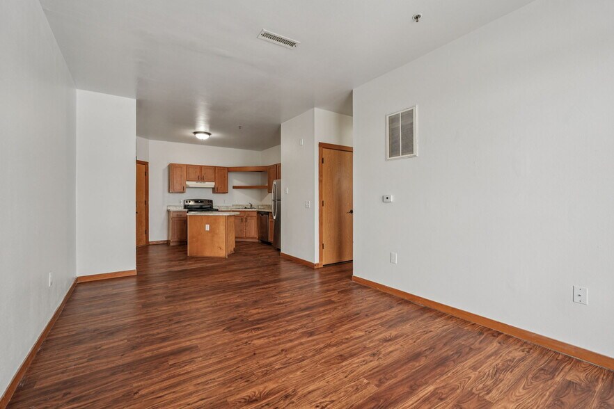 More Photos Of 134 Main St, Racine Apartments For Sale