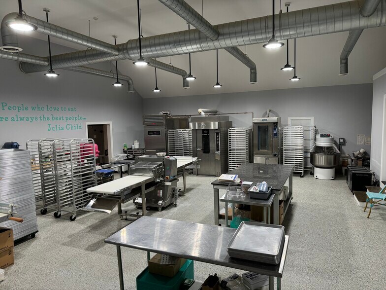 More Photos Of 26 Wampum Dr, Brewster Office For Sale