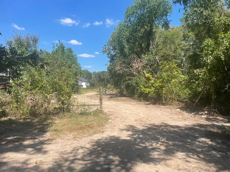 More Photos Of 2602 Paul Quinn St, Houston Land For Sale