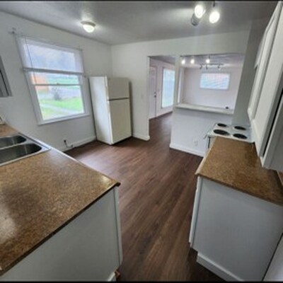 More Photos Of 12524 Addison St SW, Lakewood Manufactured Housing Mobile Home Park For Sale