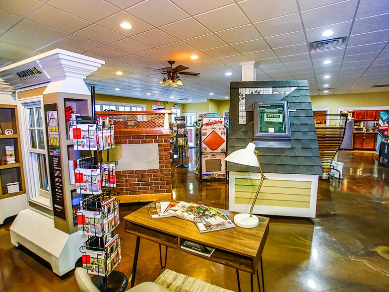 More Photos Of 42 Windsor Hwy, New Windsor Township Storefront Retail Office For Lease