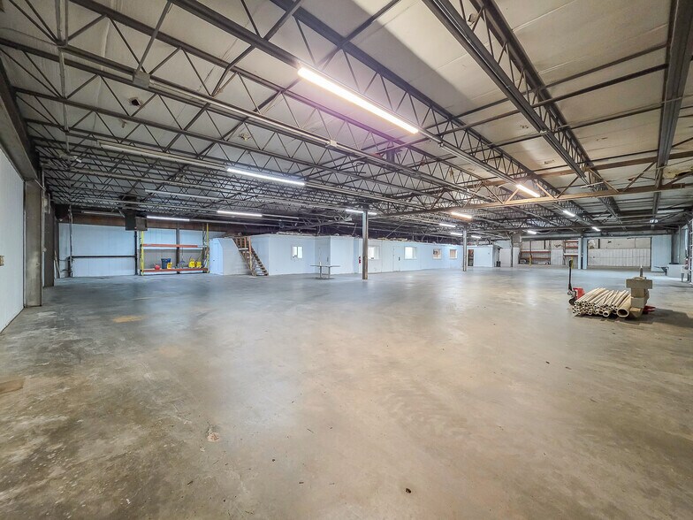 More Photos Of 3800 New McEver Rd, Acworth Warehouse For Lease