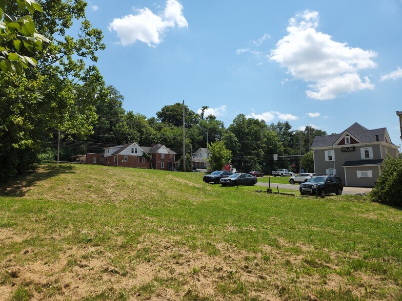 More Photos Of 145 Clay St, Morgantown Land For Sale