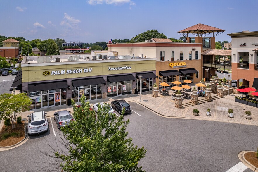 More Photos Of 1600-1730 E Woodlawn Rd, Charlotte Unknown For Lease