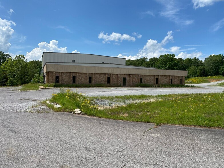 More Photos Of 6936 Industrial Rd, Nunnelly Manufacturing For Lease