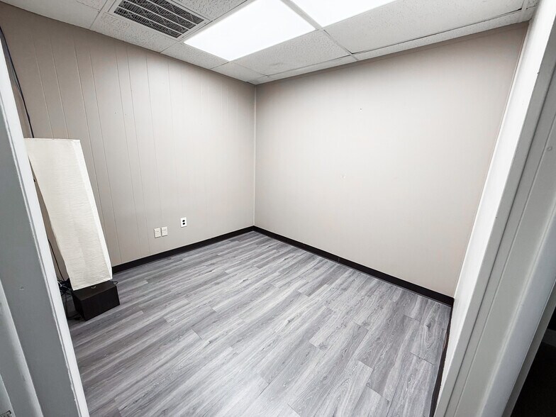 More Photos Of 339 N Route 73, Berlin Medical For Lease