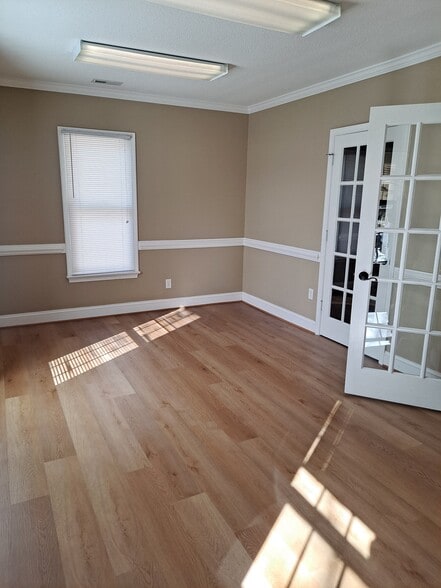 More Photos Of 763 J Clyde Morris Blvd, Newport News Office For Lease