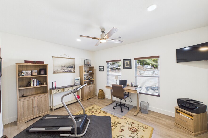 More Photos Of 141 County Road 851, Elizabeth Hotel For Sale