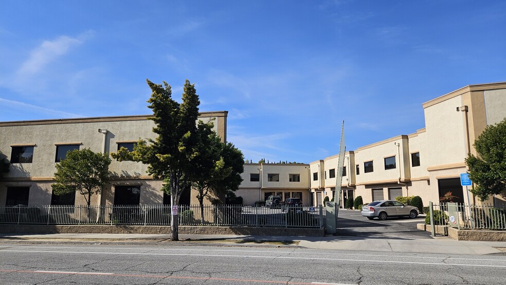 Primary Photo Of 145 N Sierra Madre Blvd, Pasadena Flex For Lease