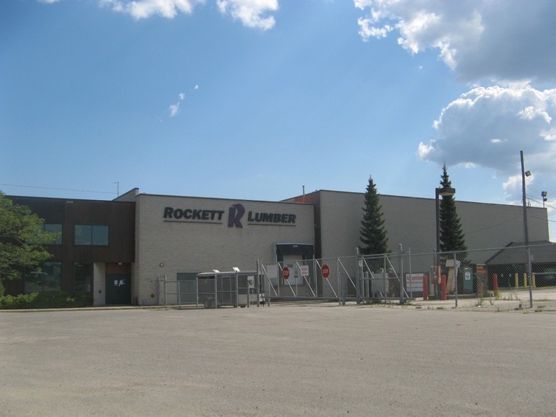 More Photos Of 3350 Wolfedale Rd, Mississauga Warehouse For Lease