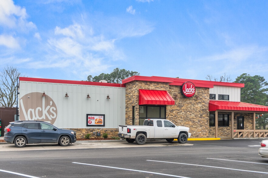 More Photos Of 7880 AL-69, Cullman General Retail For Sale