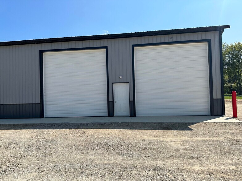 More Photos Of 12841 US Highway 36, Marysville Flex For Sale