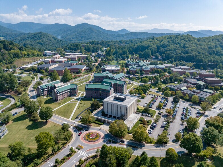 More Photos Of 44 & 54 Legacy Ln, Cullowhee Apartments For Sale