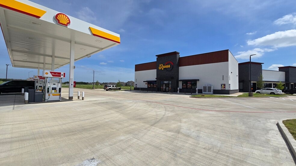 More Photos Of 8118 Prairie View Rd, Temple General Retail For Lease