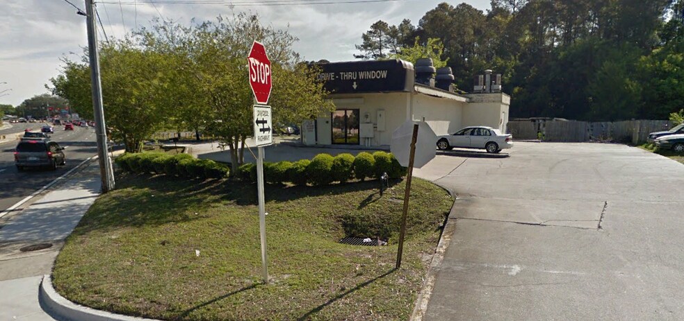 More Photos Of 569 Blanding Blvd, Orange Park Freestanding For Sale