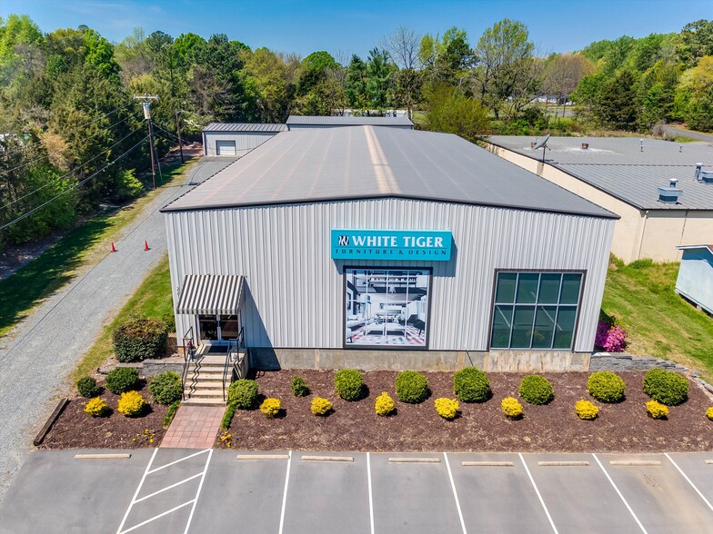 Primary Photo Of 221 Hands Mill Hwy, Rock Hill General Retail For Sale