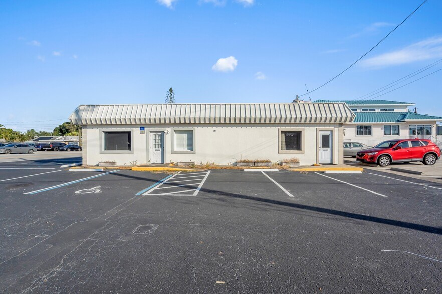 More Photos Of 800 Pasadena Ave S, South Pasadena Storefront Retail Residential For Sale