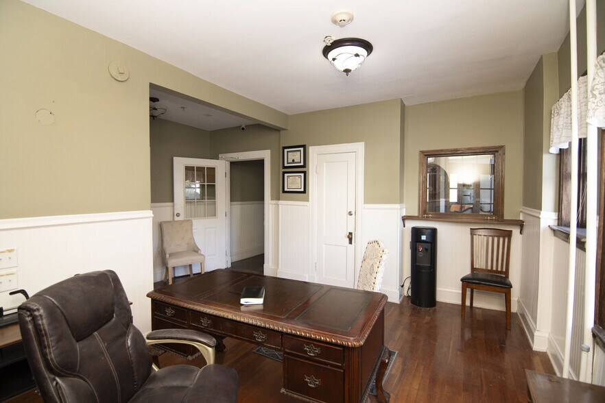 More Photos Of 158 Academy Lane Dr, Pence Springs Hotel For Sale