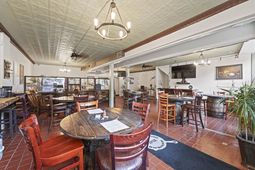 More Photos Of 165 Madison Ave, Albany Storefront Retail Residential For Sale