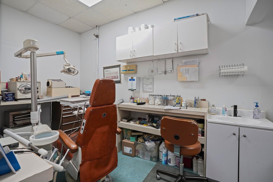 More Photos Of 1507 Dekalb Ave, Brooklyn Apartments For Lease