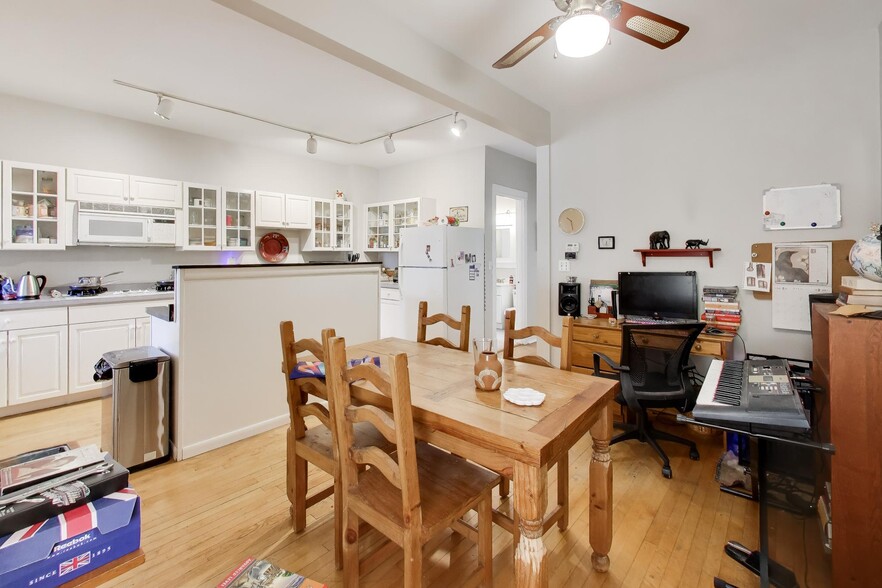 More Photos Of 2114 W Roscoe St, Chicago Storefront Retail Residential For Sale