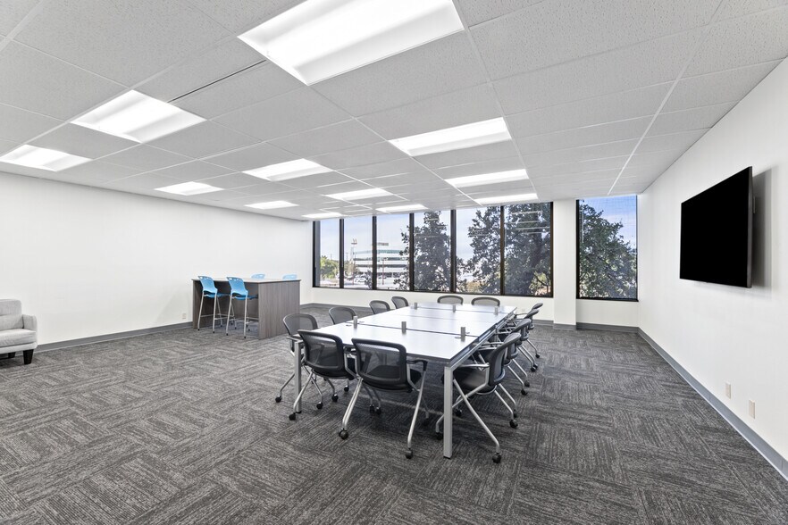 More Photos Of , San Antonio Office For Sale