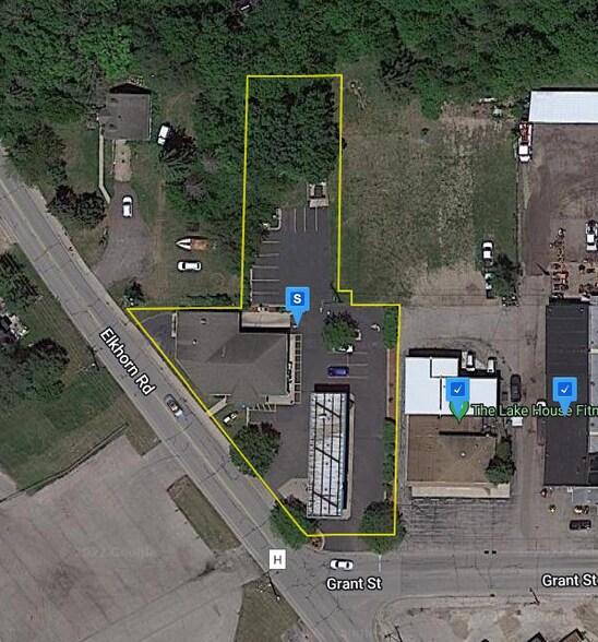 More Photos Of 1231 Grant St, Lake Geneva Convenience Store For Lease