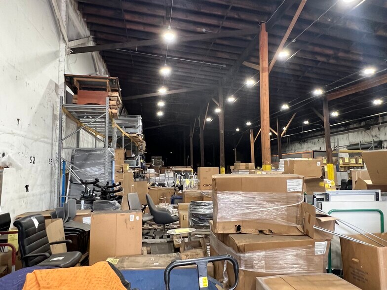 More Photos Of 313 Church St, Swedesboro Distribution For Lease