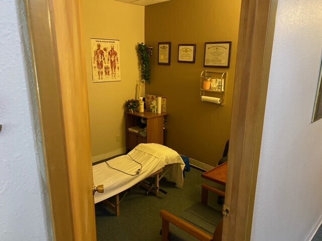 More Photos Of 19635 SW Tualatin Valley Hwy, Beaverton Medical For Sale