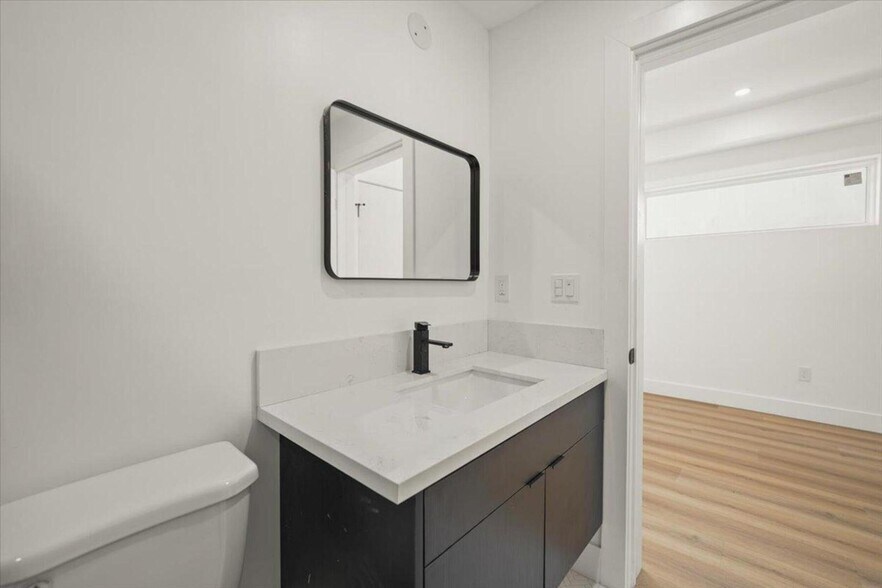 More Photos Of 910 Hudson ave, Los Angeles Apartments For Sale