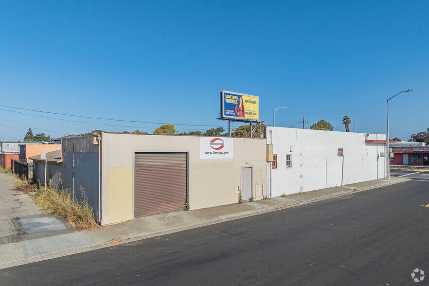 More Photos Of 3040 Cutting Blvd, Richmond General Retail For Sale