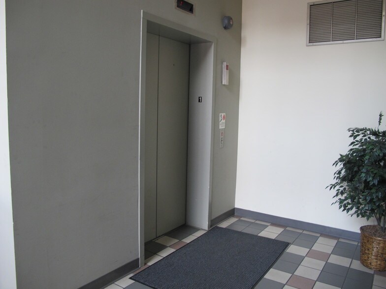 More Photos Of 51 S Duke St, Lancaster Office For Lease