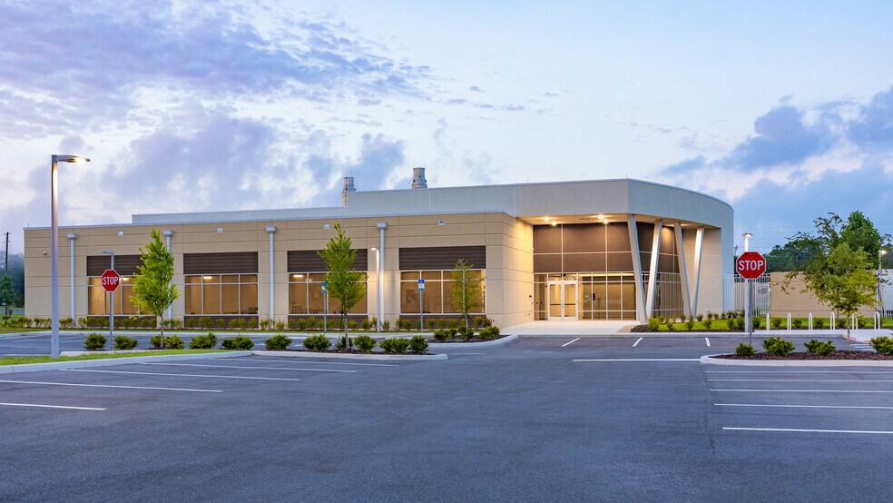 Primary Photo Of 14209 NW 119th Ter, Alachua Manufacturing For Sale