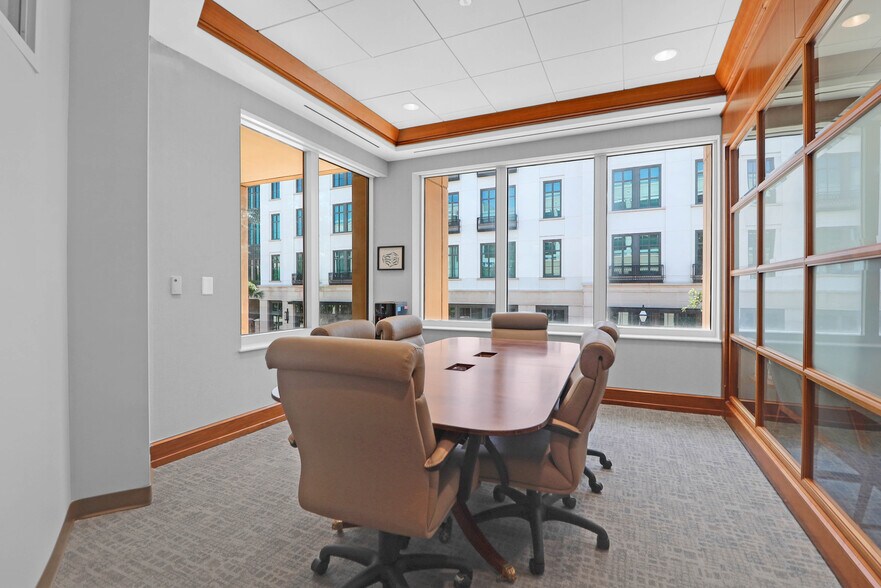 More Photos Of 40 Calhoun St, Charleston Office For Lease