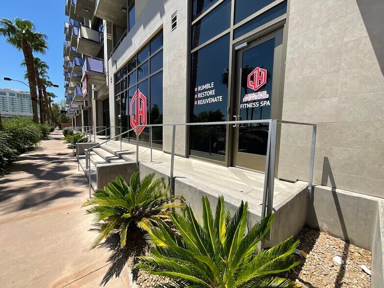 More Photos Of 353 E Bonneville Ave, Las Vegas Apartments For Sale