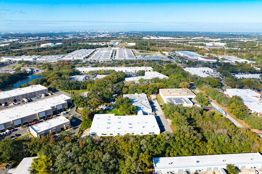 More Photos Of 1211 Tech Blvd, Tampa Manufacturing For Lease