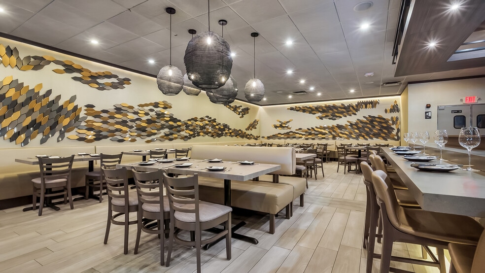 More Photos Of 2220 N University Dr, Fort Lauderdale Restaurant For Sale
