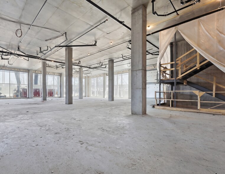 More Photos Of 115 Boul Céline-Dion, Charlemagne Apartments For Lease