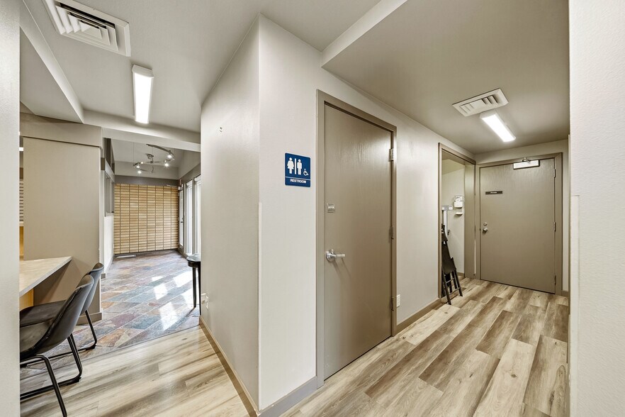 More Photos Of 537 Murphy Rd, Medford Medical For Lease