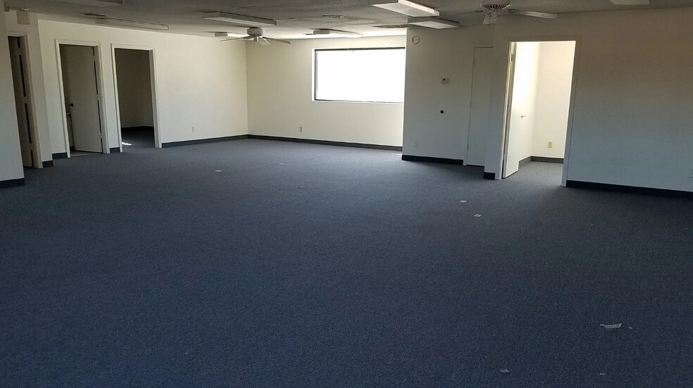 More Photos Of 736 N Country Club Dr, Mesa Medical For Lease
