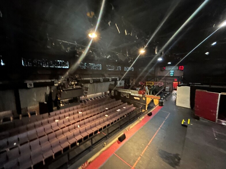 More Photos Of 1000 Osborne St, Saint Marys Manufacturing For Sale