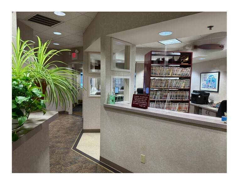More Photos Of 160 S Livingston Ave, Livingston Office For Lease
