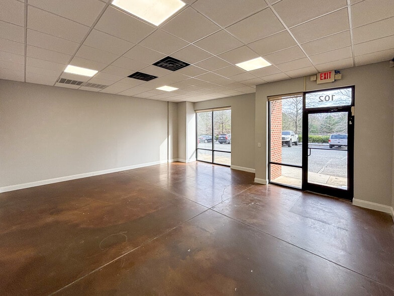 More Photos Of 8825 Westgate Park Dr, Raleigh Flex For Lease