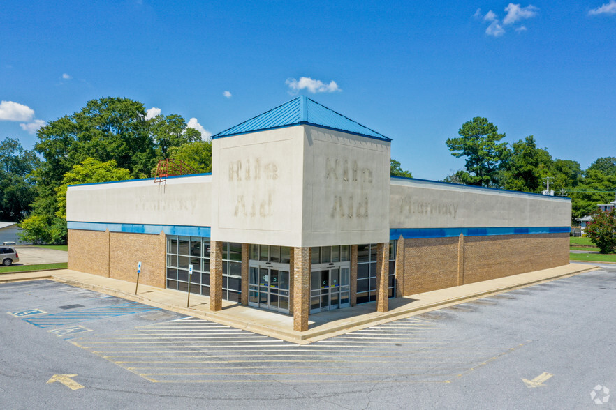 Primary Photo Of 101 Asbury St, Talladega Drugstore For Lease