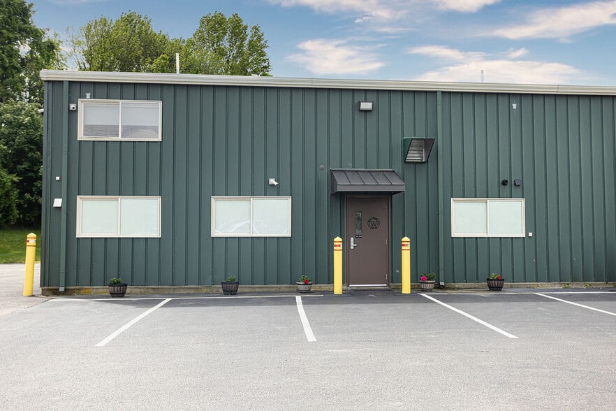 More Photos Of 1079 Aquidneck Ave, Middletown Industrial For Sale