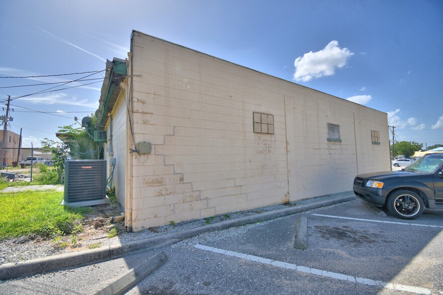 More Photos Of 128 E Orange Ave, Lake Wales General Retail For Sale