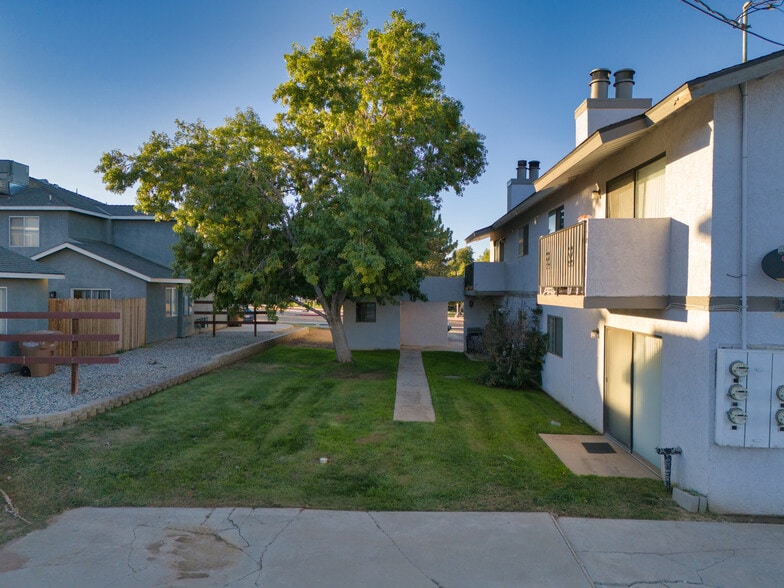 More Photos Of 21220 Campo Ct, Tehachapi Apartments For Sale