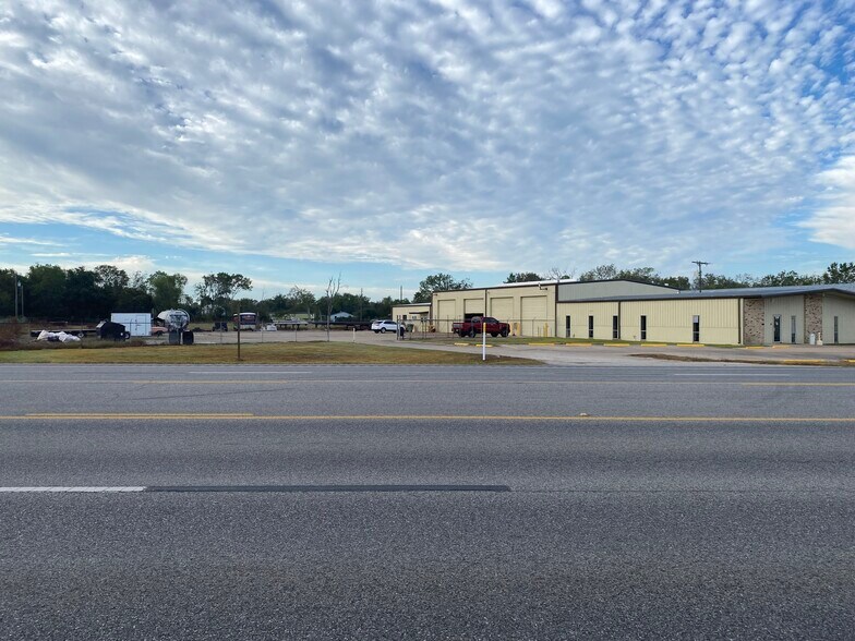 2701 Hwy 6 hwy, Alvin, TX 77511 Land For Sale