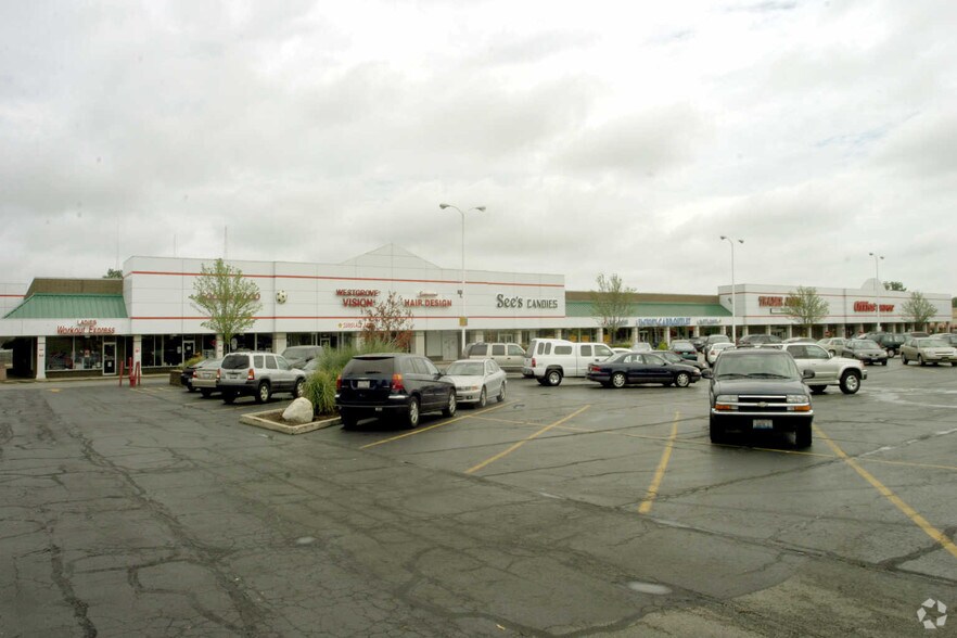 More Photos Of 120-152 Ogden Ave, Downers Grove Unknown For Lease